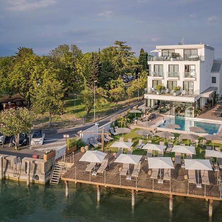 Hotel Vinci Sirmione Exterior photo