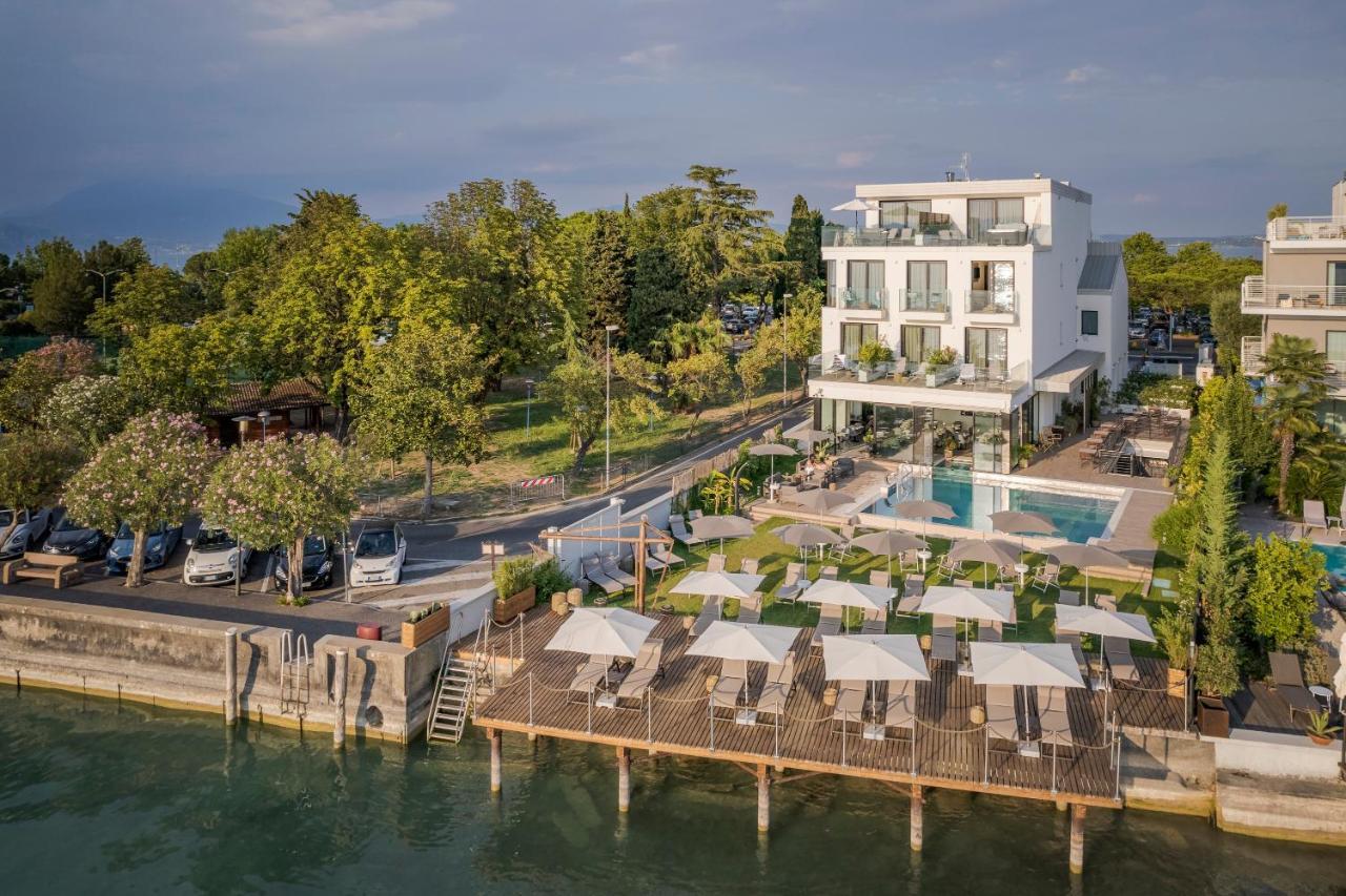 Hotel Vinci Sirmione Exterior photo